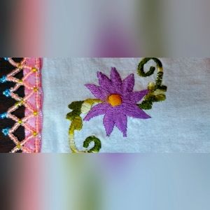 craft square with spring flower